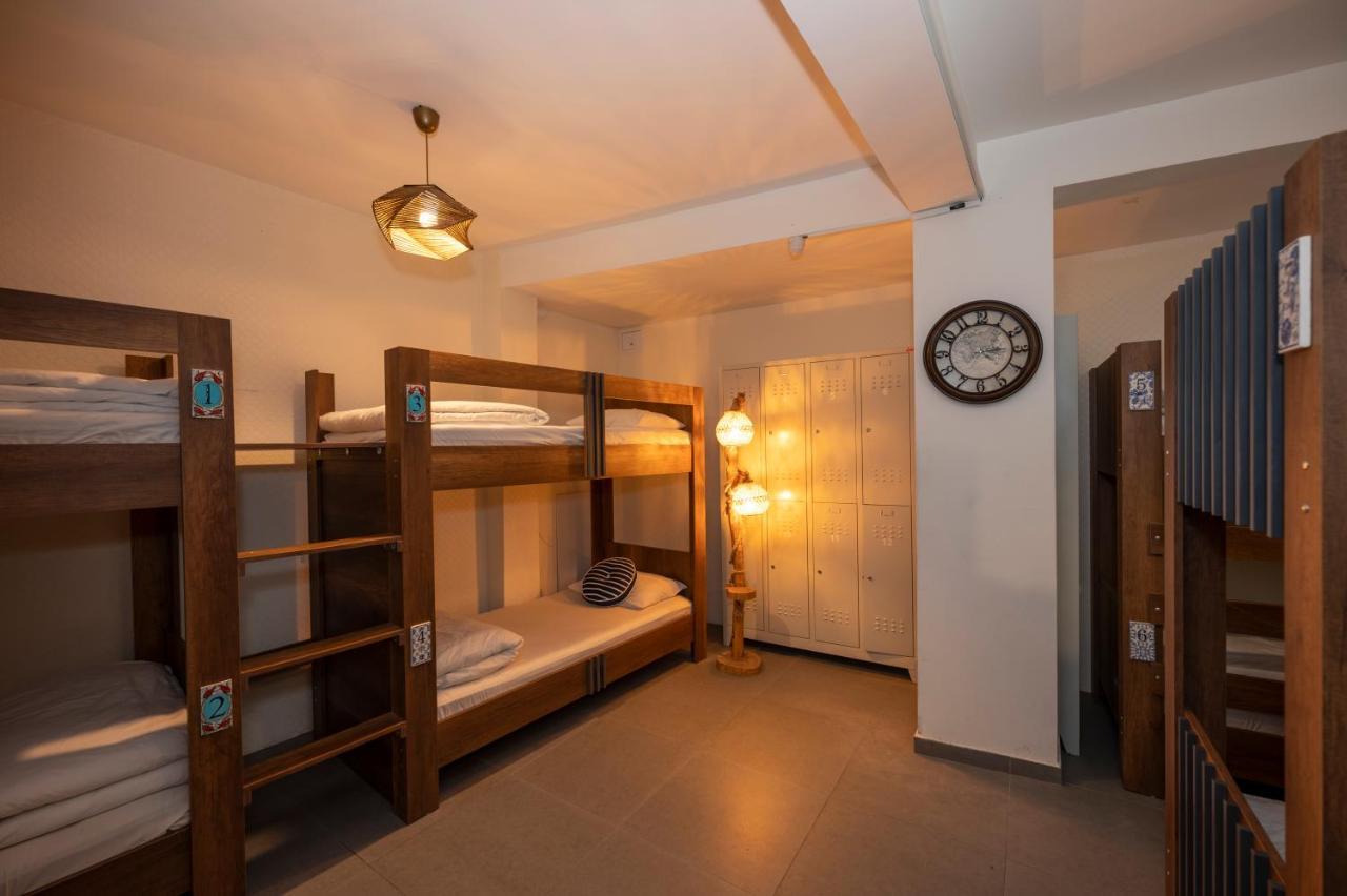 Taksim Square Hostel Istanboel Buitenkant foto